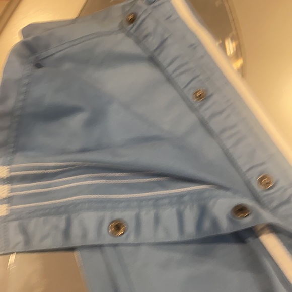Gently used track Adidas pant 🔥🔥🔥🔥 - Picture 3 of 6
